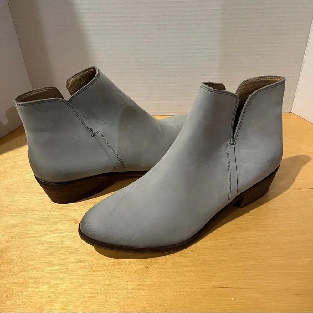 Splendid Women size 9 Leather Gray Ankle Booties Zip